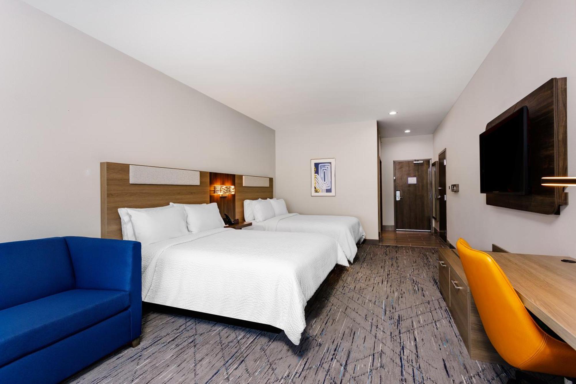 Holiday Inn Express & Suites Tampa Stadium - Airport Area By Ihg Buitenkant foto